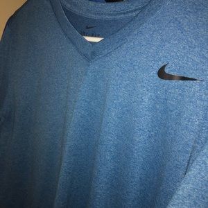 Nike Men’s Vneck